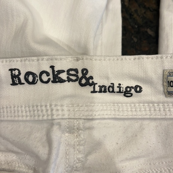 Rocks & Indigo size 10 - Picture 3 of 5